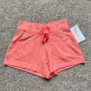 NWT Athleta Balance 4” Shortie Shorts Bright Pink - Size: XS